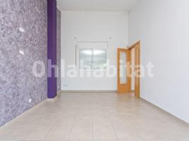 Houses (detached house), 115 m², near bus and train, almost new