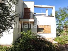 Houses (detached house), 300 m², near bus and train, almost new, Cervelló