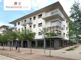 Alquiler local comercial, 213 m², Vilablareix