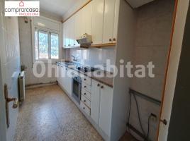 Piso, 103 m², cerca de bus y tren