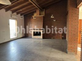 Casa (unifamiliar aïllada), 320 m², prop de bus i tren, seminou