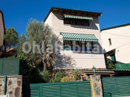 Houses (detached house), 154 m², near bus and train, Cervelló