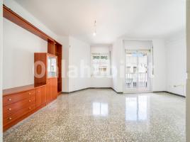 Piso, 114 m², cerca de bus y tren