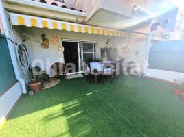 Houses (terraced house), 170 m², near bus and train, Clarà