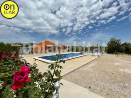 Houses (detached house), 242 m², near bus and train, almost new, La Carrasca