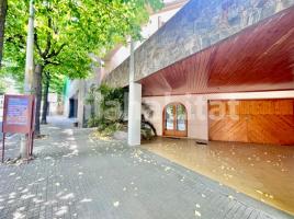 Houses (detached house), 236 m², near bus and train, Centro