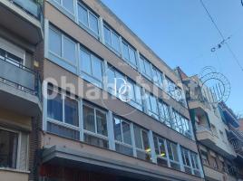 Propietat vertical, 2450 m²