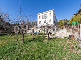 Casa (unifamiliar aïllada), 301 m², prop de bus i tren