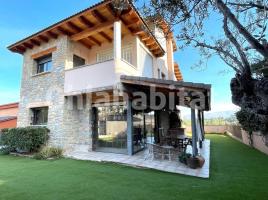 Houses (detached house), 280 m², near bus and train, almost new, Castellgalí