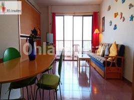 Apartamento, 65 m², cerca de bus y tren