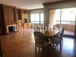 Alquiler piso, 156 m², cerca de bus y tren, Ponent