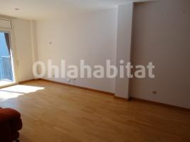 Lloguer apartament, 107 m², prop de bus i tren