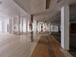 Lloguer local comercial, 800 m², Calle d'Urgell