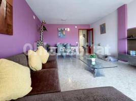 Piso, 108 m², cerca de bus y tren