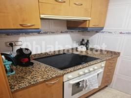 Flat, 56 m², near bus and train, Can Mas