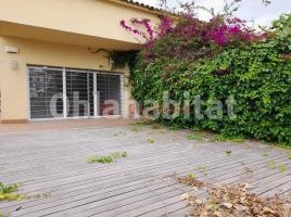 Casa (unifamiliar aïllada), 250 m², prop de bus i tren, seminou, Llevantina-Montgavina-Quint-Mar-Garraf