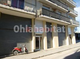 Local comercial, 141 m², Almeda