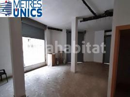 Local comercial, 81 m², cerca de bus y tren, seminuevo, Calle de Maria Aurèlia Capmany