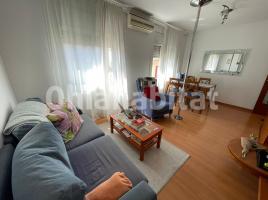 Apartament, 70 m², near bus and train