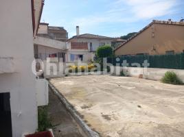 Houses (villa / tower), 255 m²