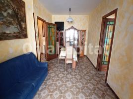 For rent flat, 82 m², close to bus and metro