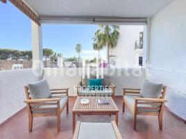 Apartamento, 120 m², cerca de bus y tren, Playa Bajadilla-Puertos