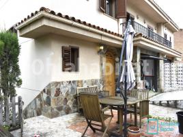 Houses (terraced house), 222 m², almost new, Calle els Vessants, 20