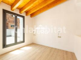 Attic, 86 m², almost new, Zona