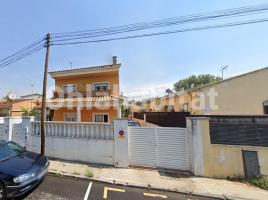 Houses (detached house), 111 m², near bus and train, El Vendrell