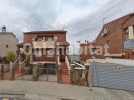 Houses (terraced house), 136 m², near bus and train, Sant Vicenç Dels Horts