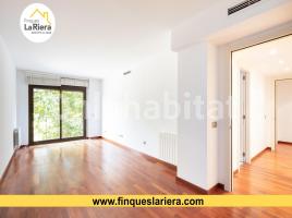 Lloguer pis, 137 m², prop de bus i tren, seminou