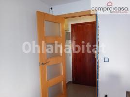 Piso, 74 m², cerca de bus y tren