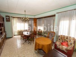 Casa (unifamiliar aïllada), 438 m², prop de bus i tren, Centro