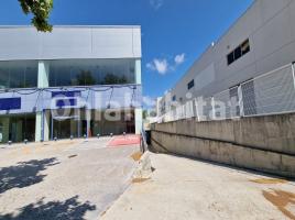 Nave industrial, 4381 m², Les Casernes - Sant Jordi