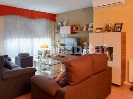 Duplex, 140 m², almost new, Zona