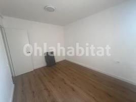 Flat, 91 m², near bus and train