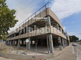 Industrial, 2240 m², Zona