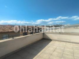 Alquiler piso, 156 m², cerca de bus y tren, seminuevo, Calle de Gurrea