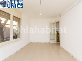 Piso, 85 m², cerca de bus y tren, Calle Sant Miquel