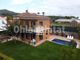 Casa (xalet / torre), 357 m², prop de bus i tren, seminou