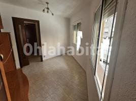 Piso, 65 m², cerca de bus y tren, Calle de la Rosa d'Alexandria