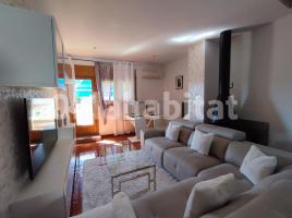 Casa (chalet / torre), 330 m²