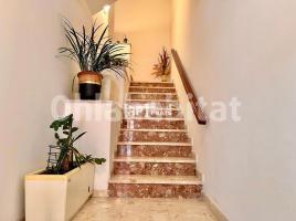 Houses (terraced house), 304 m², Zona