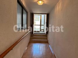 Casa (unifamiliar adosada), 192 m², cerca de bus y tren, Calle Santa Oliva