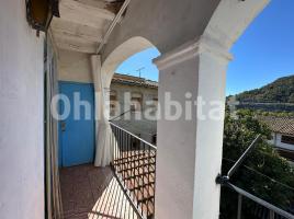 Flat, 76 m², near bus and train