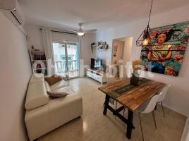 Apartament, 65 m², près de bus et de train, Calle Marinada