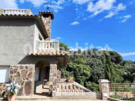 Houses (villa / tower), 341 m², Avenida Til·lers