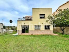 Casa (chalet / torre), 181 m², seminuevo, Avenida Mas Romeu