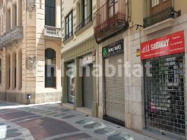 Lloguer local comercial, 255 m², Calle de Peralada, 28