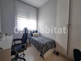 Flat, 78 m², almost new